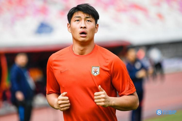 我和两个男人3p高潮